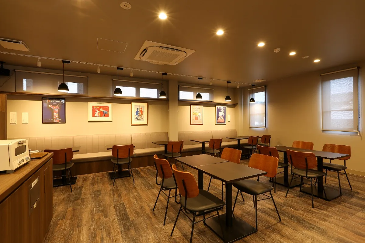 愛知県の飲食店・カフェのソファ製作